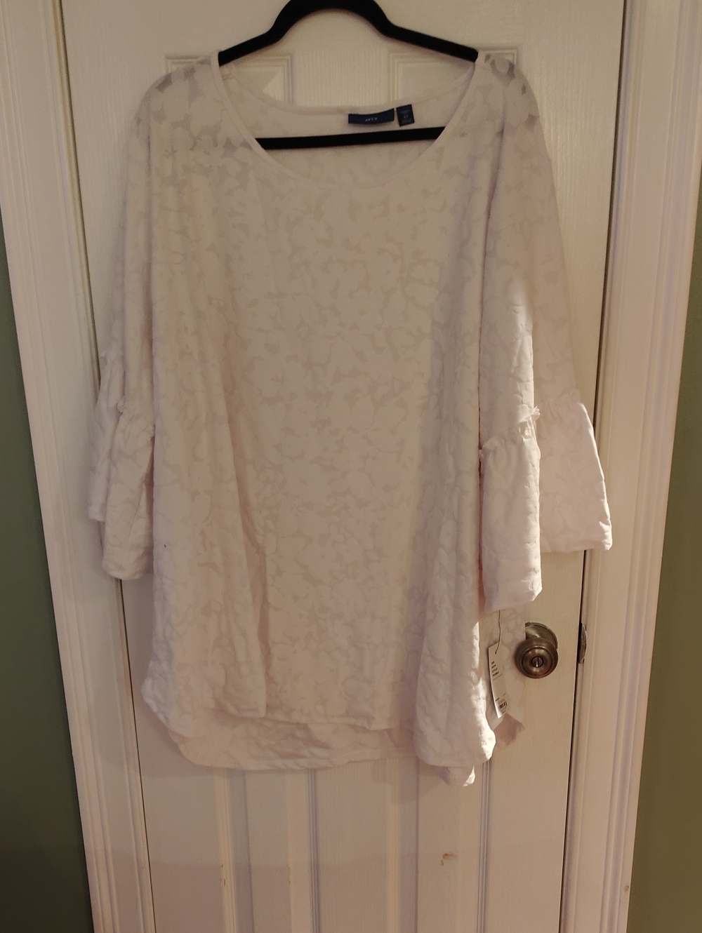 Apt. 9 Cream Textured Bell-Sleeve Tunic